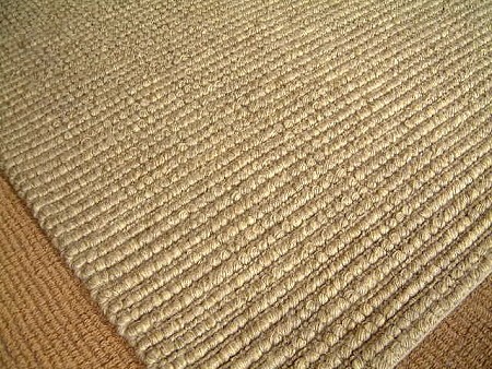 Jak vyčistit jutový koberec?